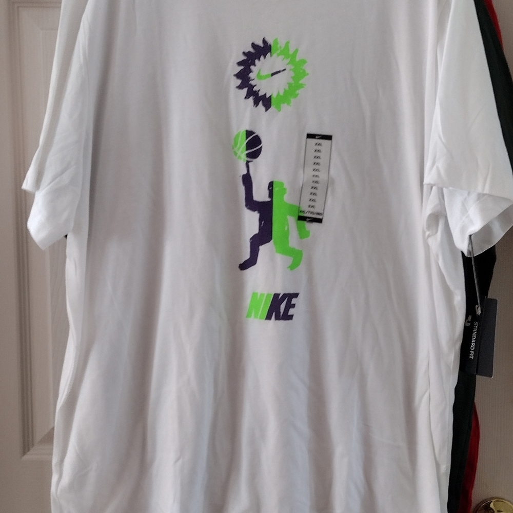 Nike t shirt